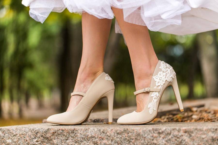 Свадебная обувь: советы на все случаи и выбор оптимального варианта