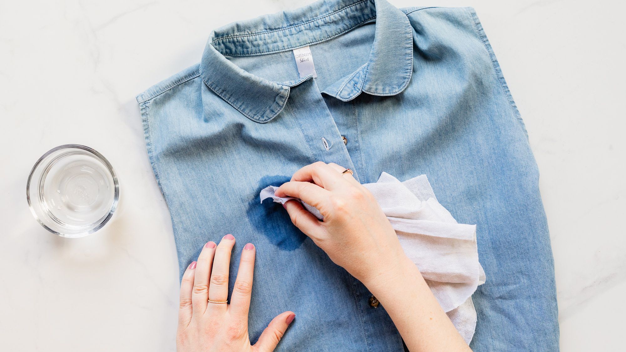 Как убрать смолу с одежды – быстро и легко?