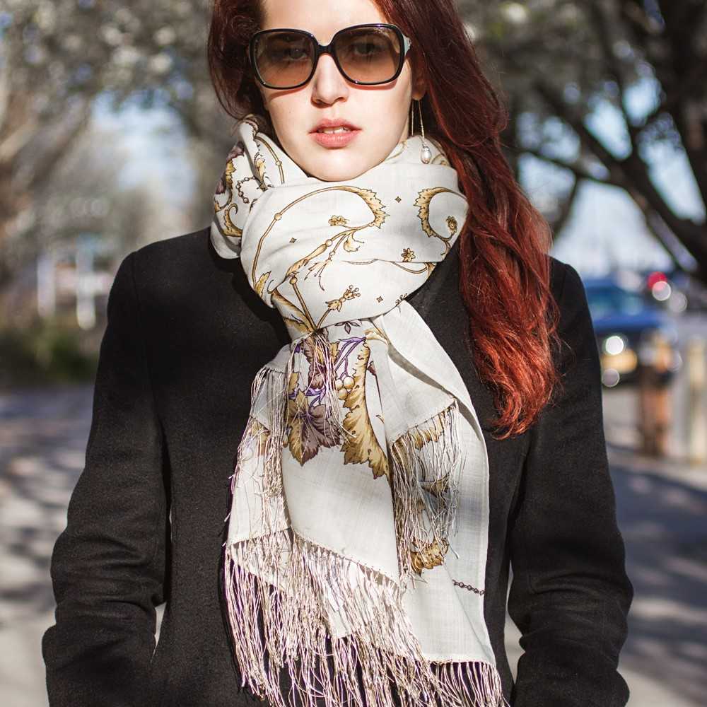 Модные шарфы в гардеробе современной леди: с чем сочетать и как носить