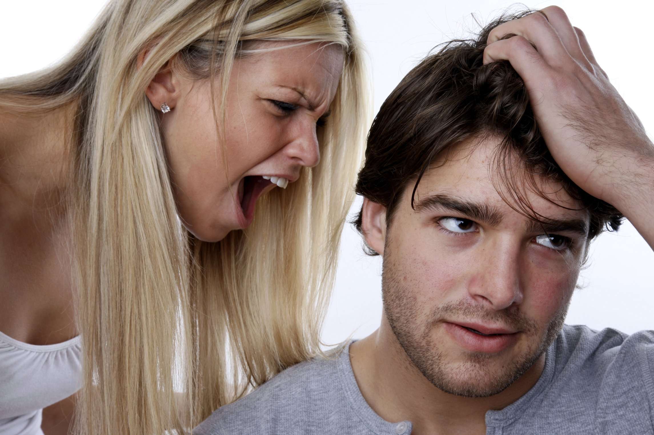 Топ-10 вещей которые раздражают мужчин в современных девушках