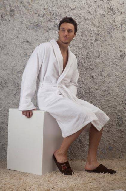Как выбрать банный халат: полезные рекомендации