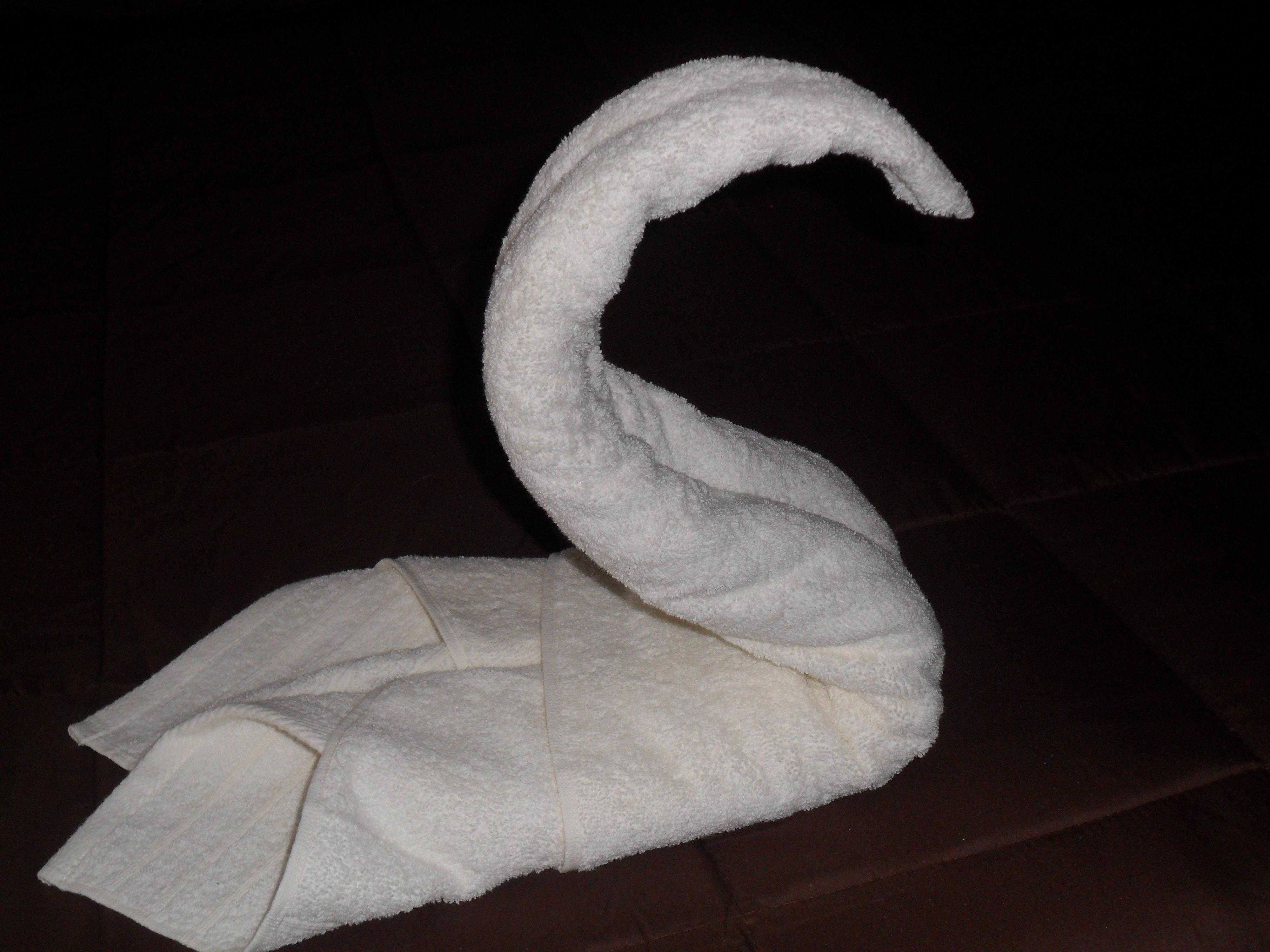 Полотенце: полотенце в подарок, как сложить полотенце, фигуры из полотенец