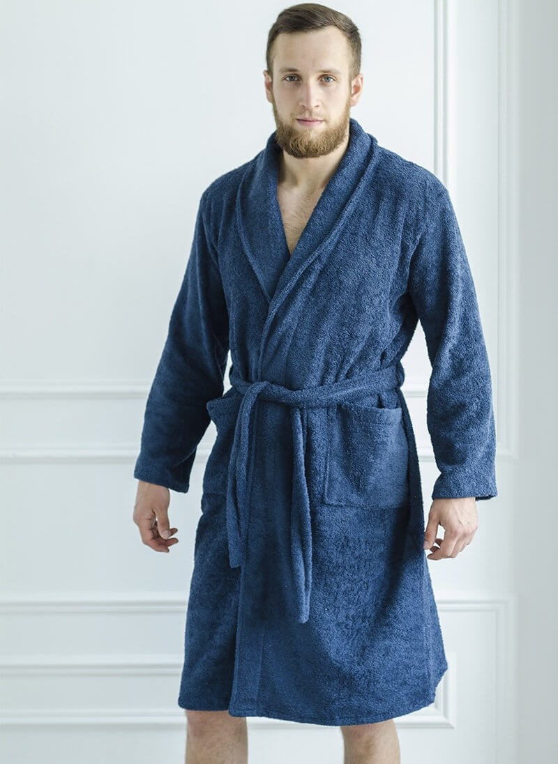 Мужской халат: прекрасный выбор комфортной домашней одежды