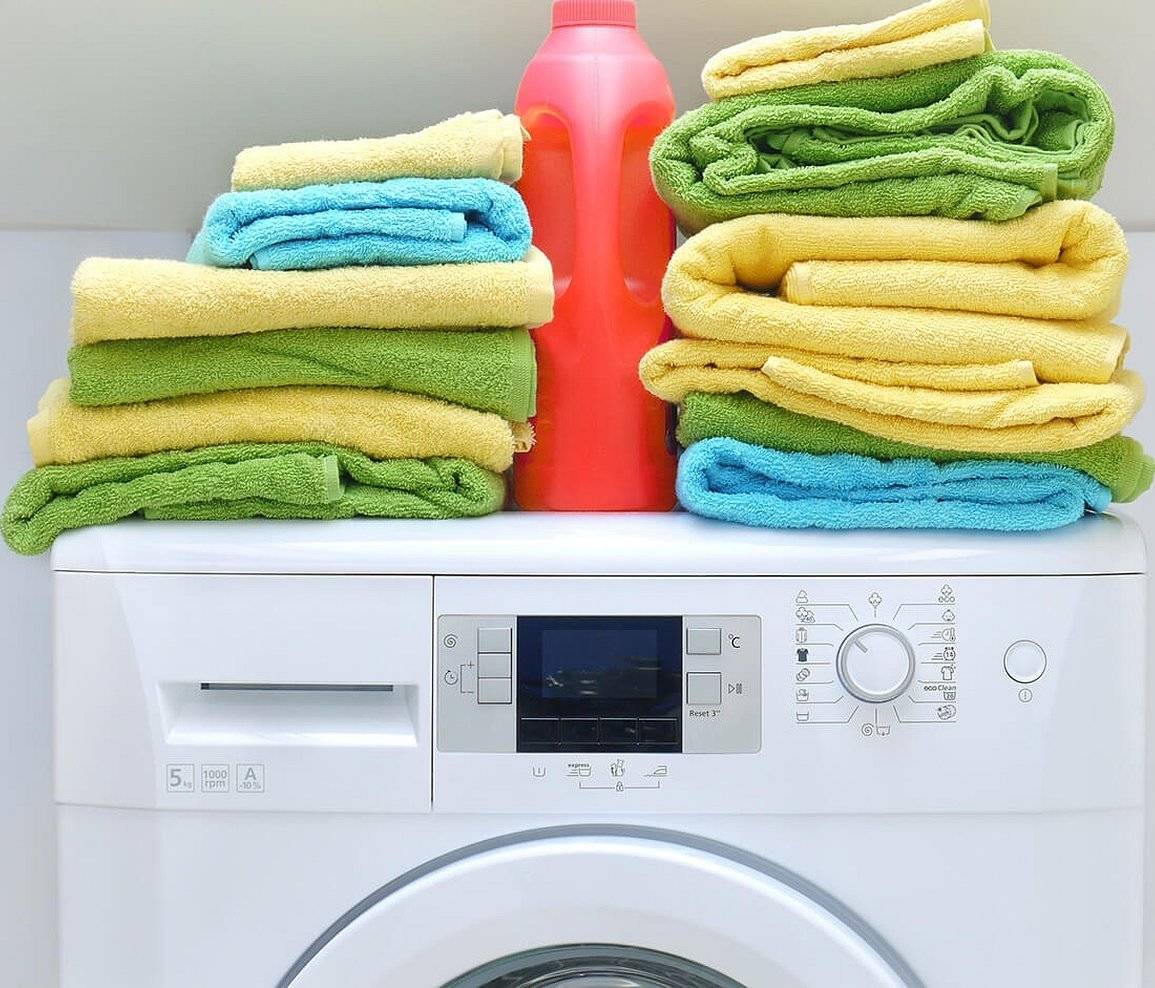 Три главные причины, почему полотенца воняют после стирки. как справиться с неприятным запахом? правильная сушка и хранение. art-textil.ru