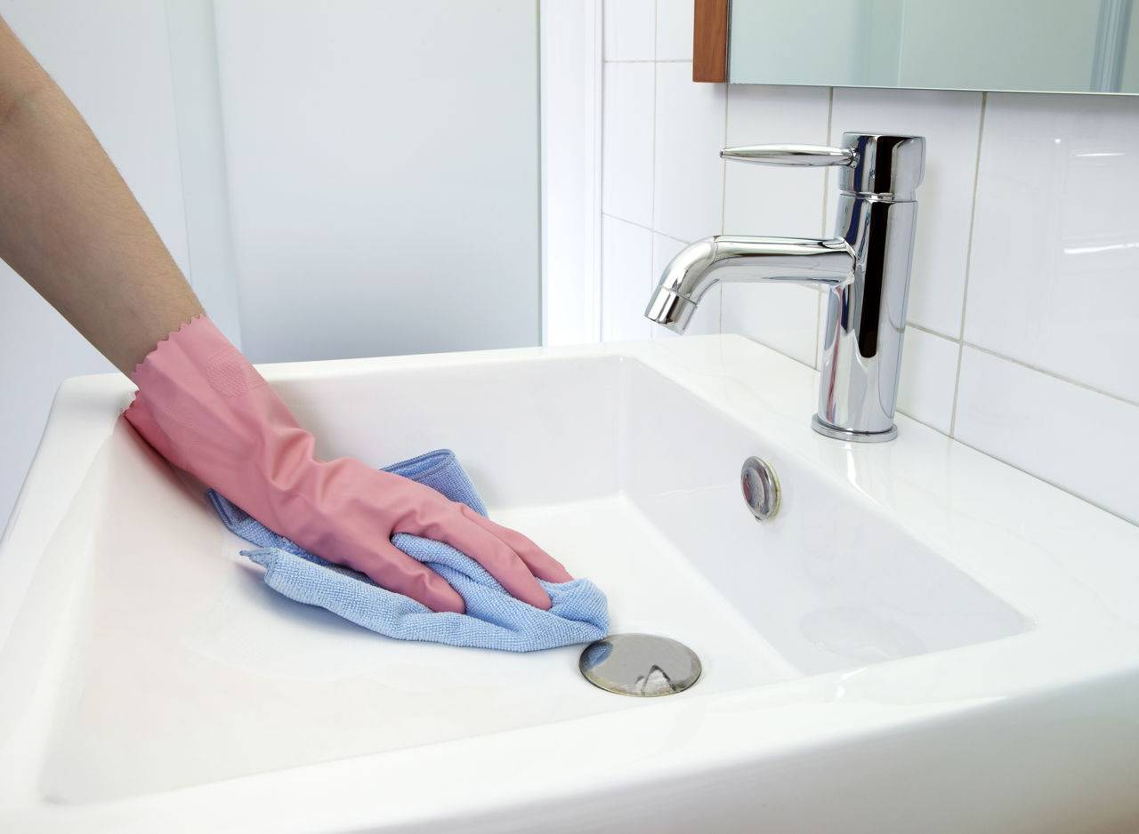 У несколько советов о правильной уборке в ванной комнате