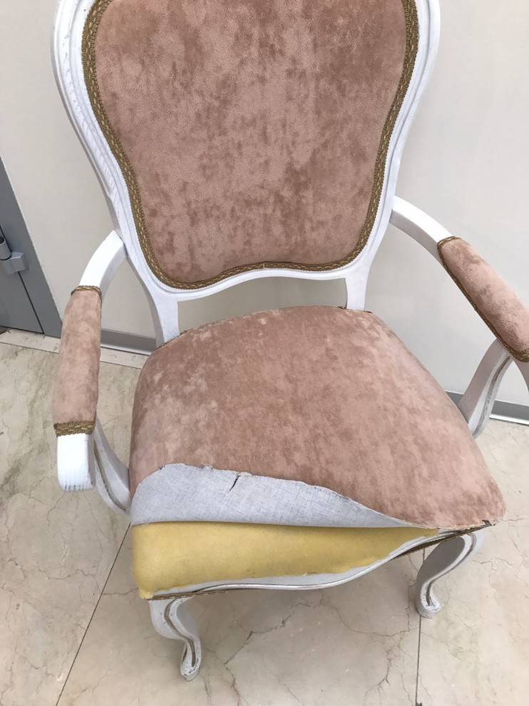 Перетяжка стульев: для чего она нужна и какую ткань лучше выбрать