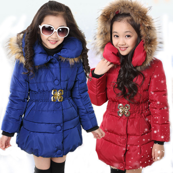 Модели зимней одежды для девочек в зависимости от возраста