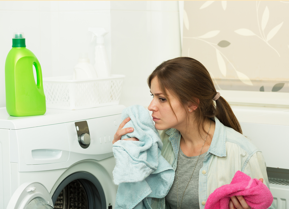 Возвращаем свежесть: что предпринять, если полотенца неприятно пахнут после стирки?