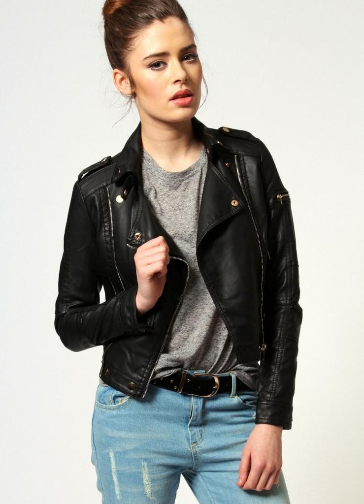 Женская кожаная куртка-косуха: как выбрать и с чем носить?