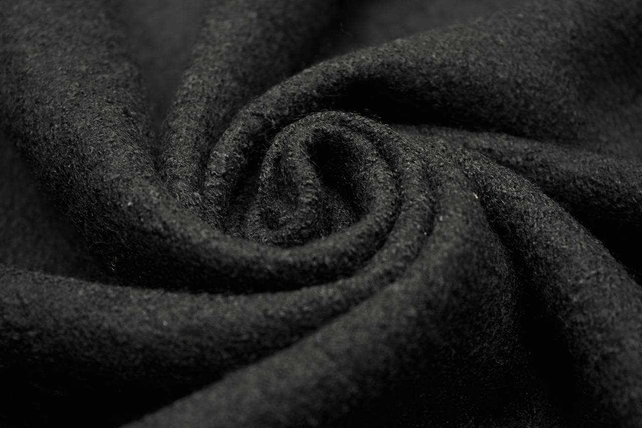Ткань лоден или вареная шерсть: описание материала, свойства, достоинства и недостатки