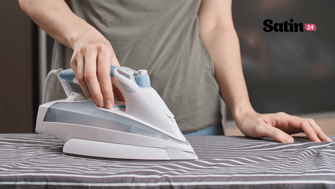 Нужно ли гладить постельное белье после стирки и как правильно это делать